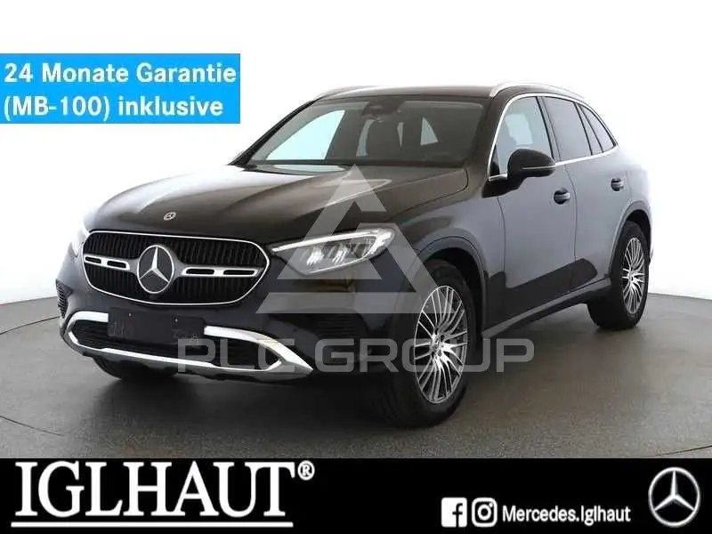 2025 Mercedes Benz GLC 220
