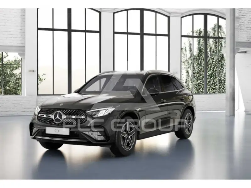 2025 Mercedes Benz GLC 220