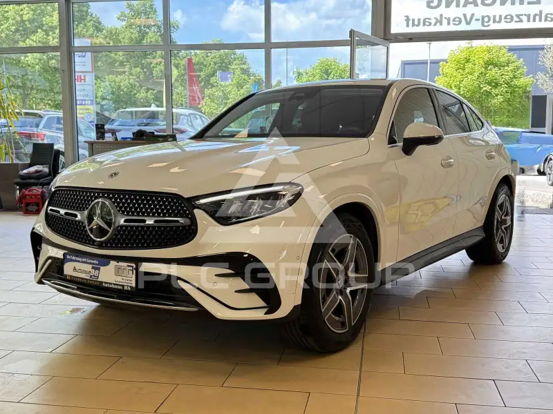 2025 Mercedes Benz GLC 220