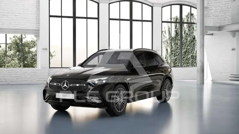 2025 Mercedes Benz GLC 220