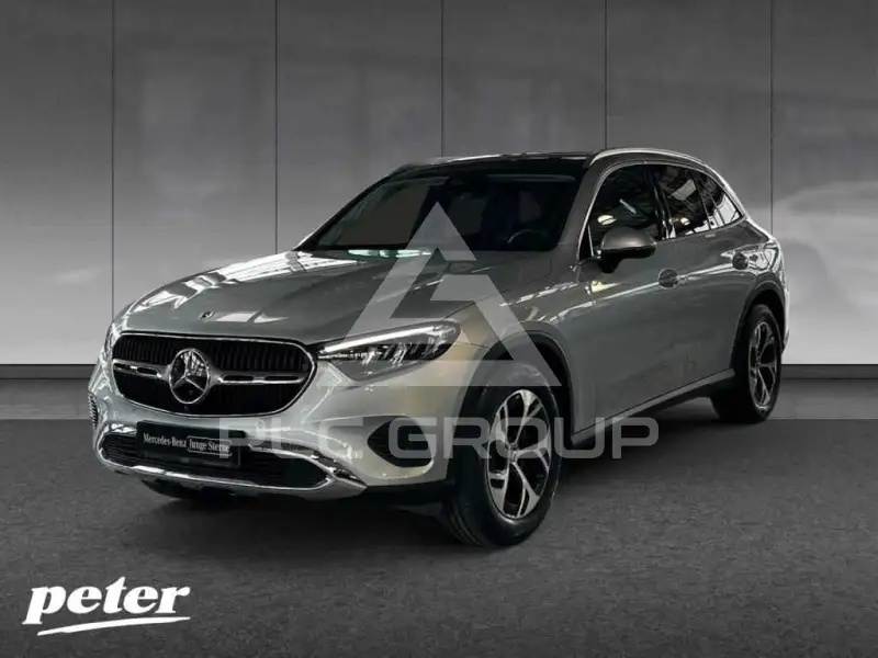 2025 Mercedes Benz GLC 220