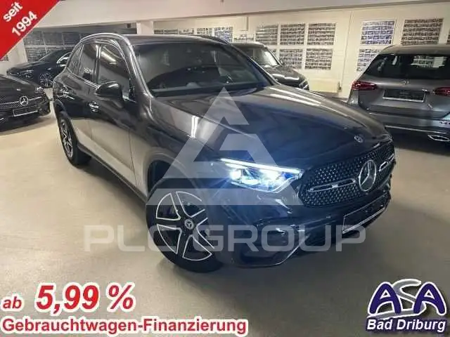 2025 Mercedes Benz GLC 220