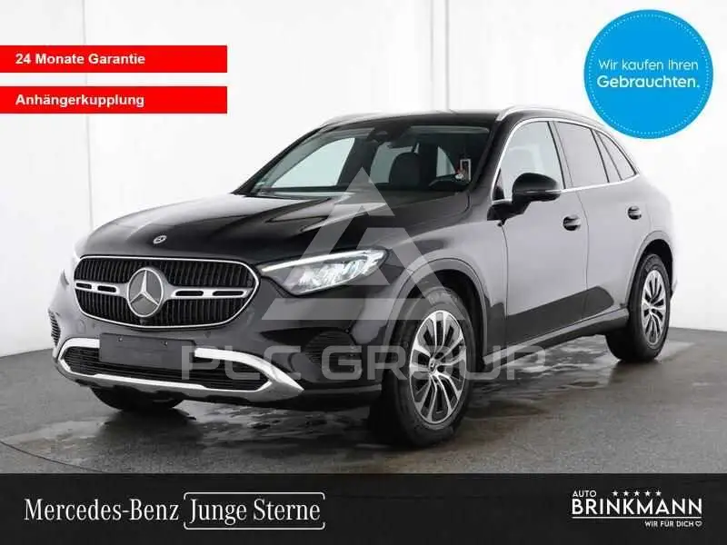 2025 Mercedes Benz GLC 220