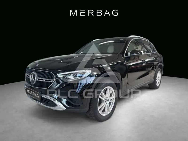 2025 Mercedes Benz GLC 220