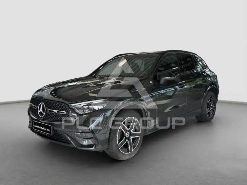 2025 Mercedes Benz GLC 220