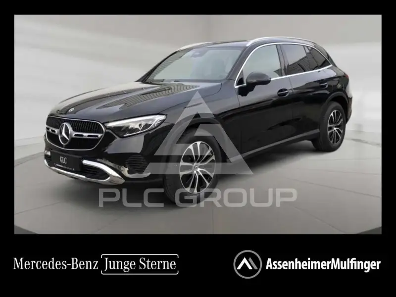 2025 Mercedes Benz GLC 220