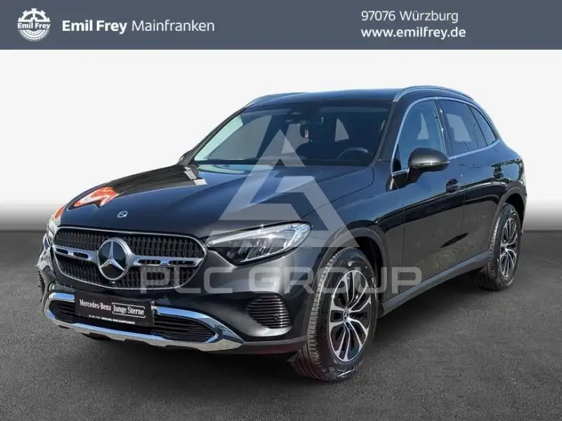 2025 Mercedes Benz GLC 220