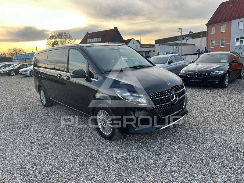 2025 Mercedes Benz V 300