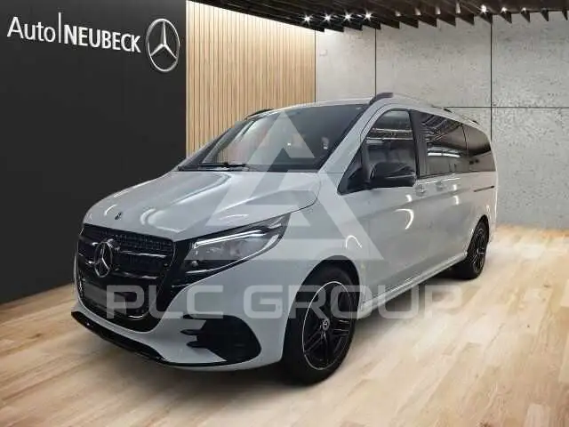 2025 Mercedes Benz V 300