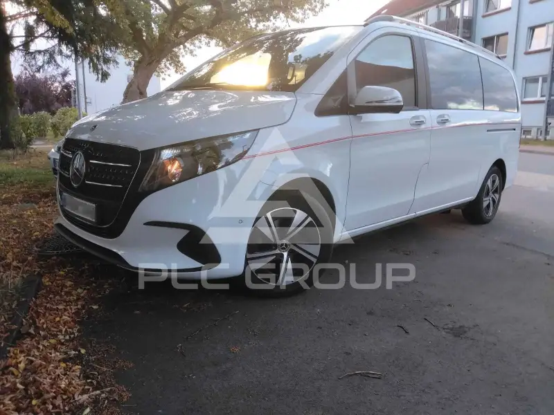 2025 Mercedes Benz V 300