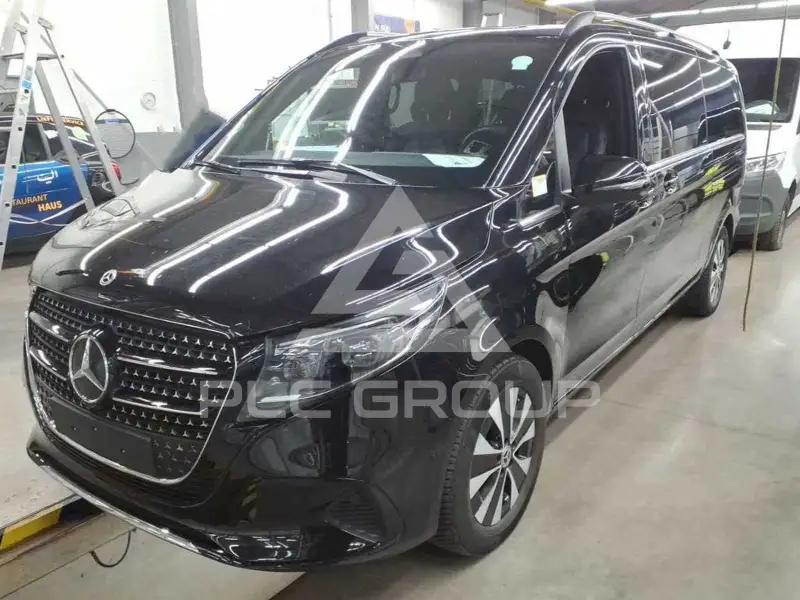 2025 Mercedes Benz V 300