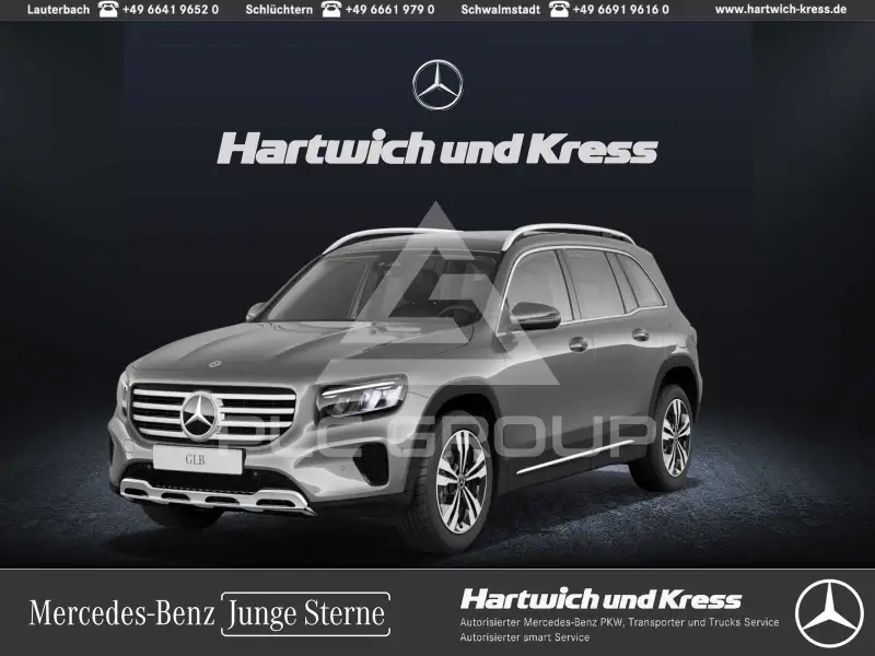 2025 Mercedes Benz GLB 180