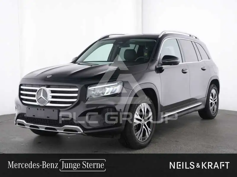 2025 Mercedes Benz GLB 180