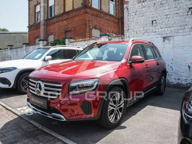 2025 Mercedes Benz GLB 180