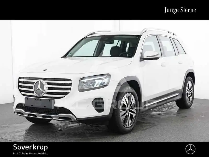 2025 Mercedes Benz GLB 180