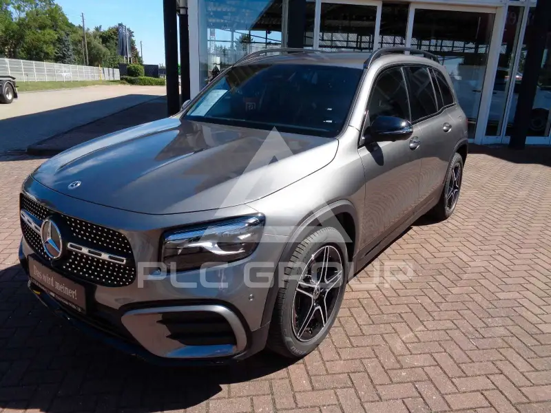2025 Mercedes Benz GLB 180