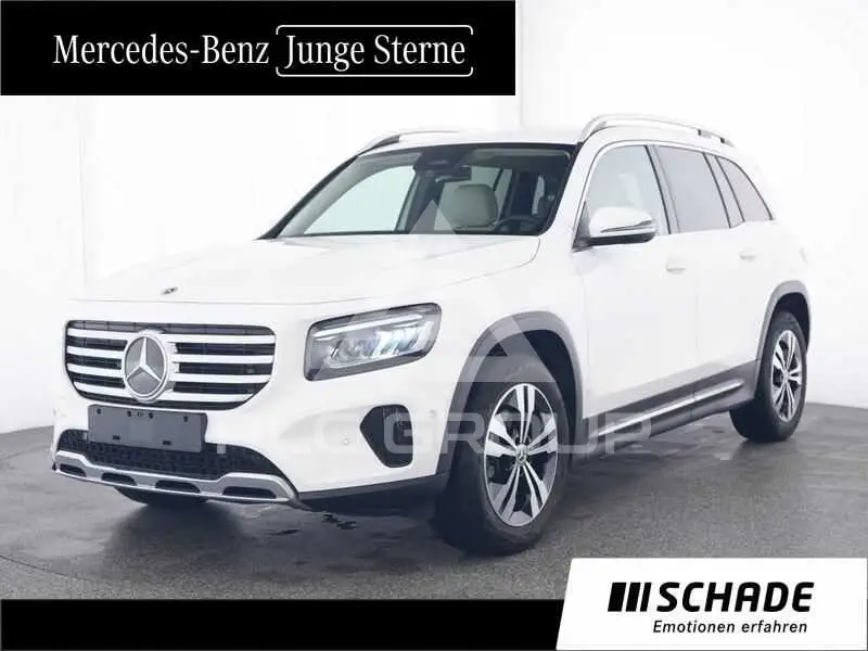 2025 Mercedes Benz GLB 180