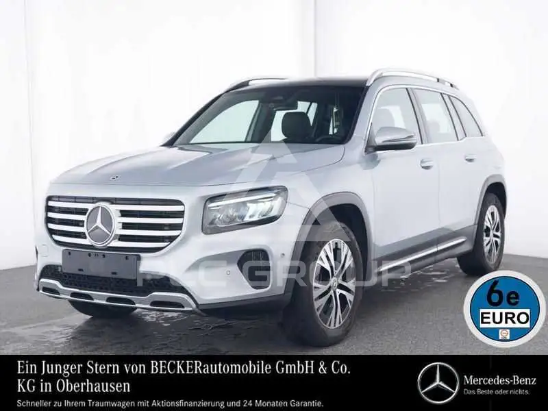 2025 Mercedes Benz GLB 180