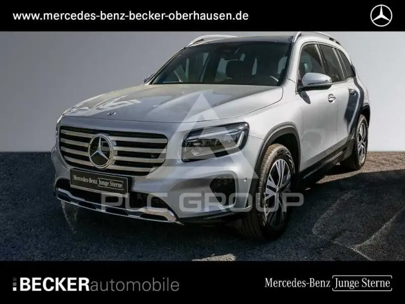 2025 Mercedes Benz GLB 180