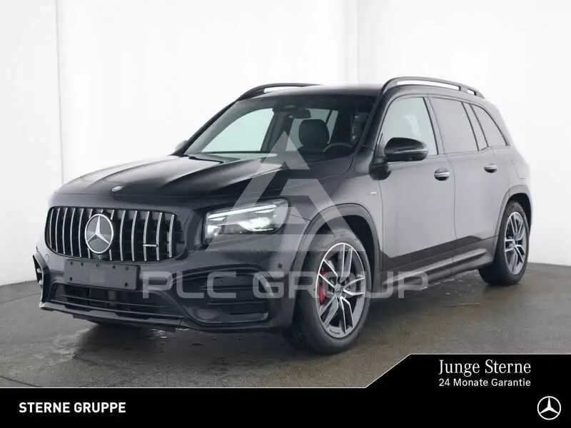2025 Mercedes Benz GLB 35 AMG