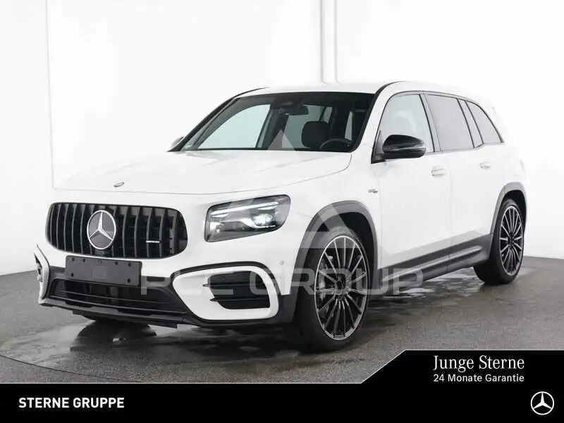 2025 Mercedes Benz GLB 35 AMG