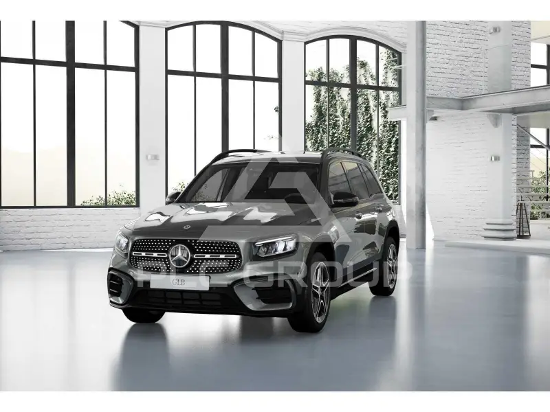 2025 Mercedes Benz GLB 220