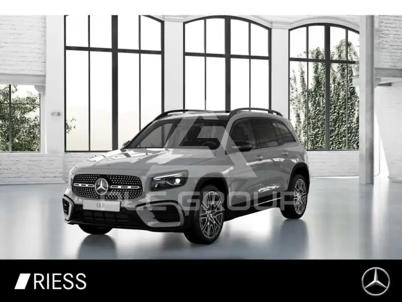 2025 Mercedes Benz GLB 220