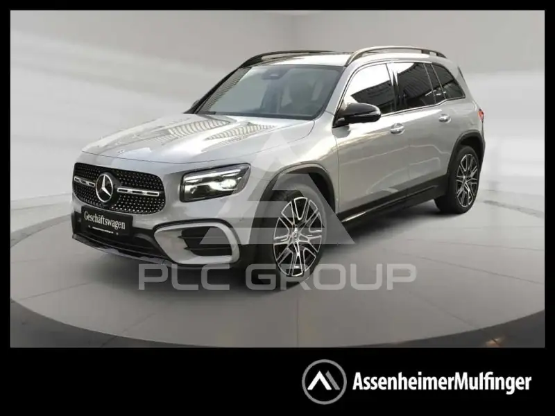2025 Mercedes Benz GLB 220