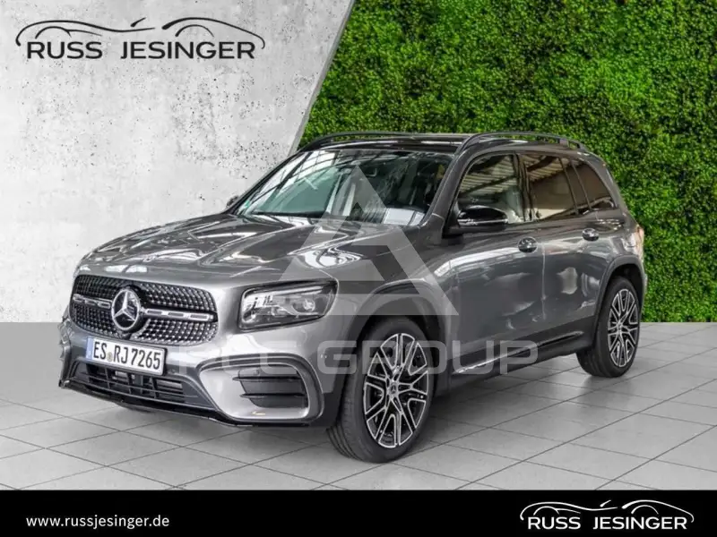 2025 Mercedes Benz GLB 220