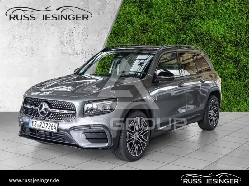 2025 Mercedes Benz GLB 220