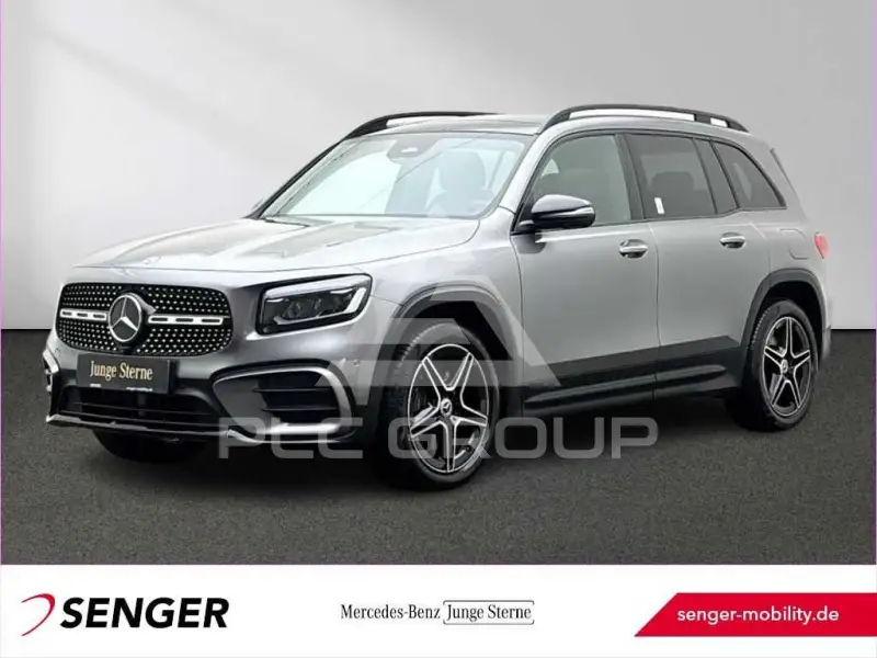 2025 Mercedes Benz GLB 220