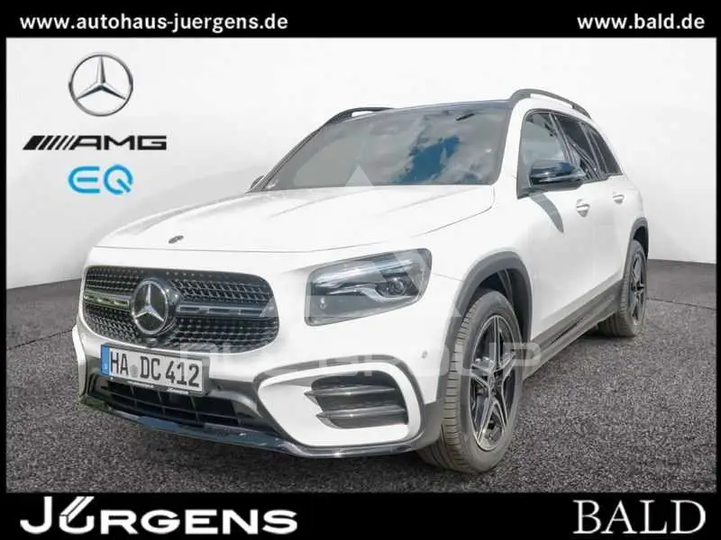 2025 Mercedes Benz GLB 220