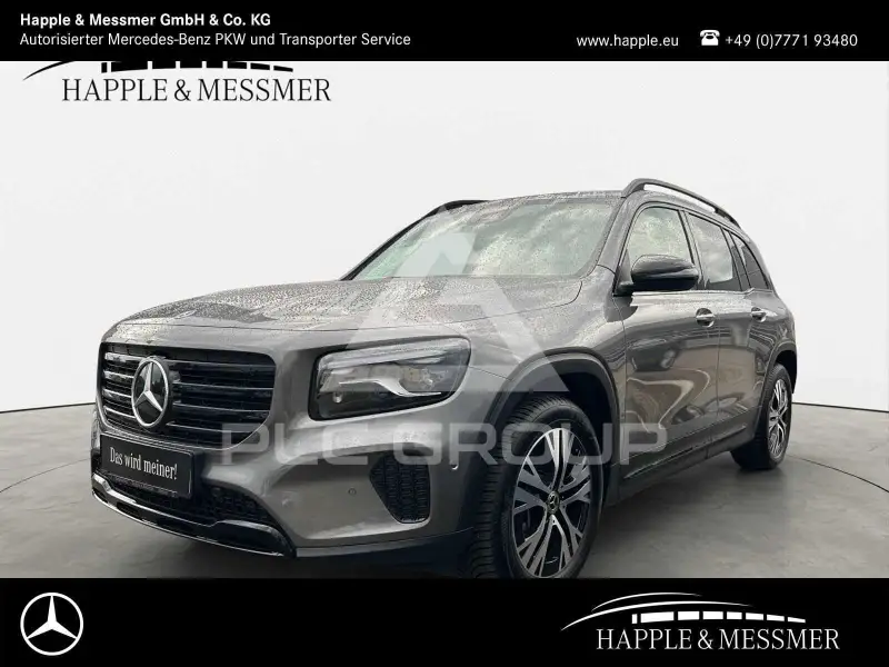 2025 Mercedes Benz GLB 220