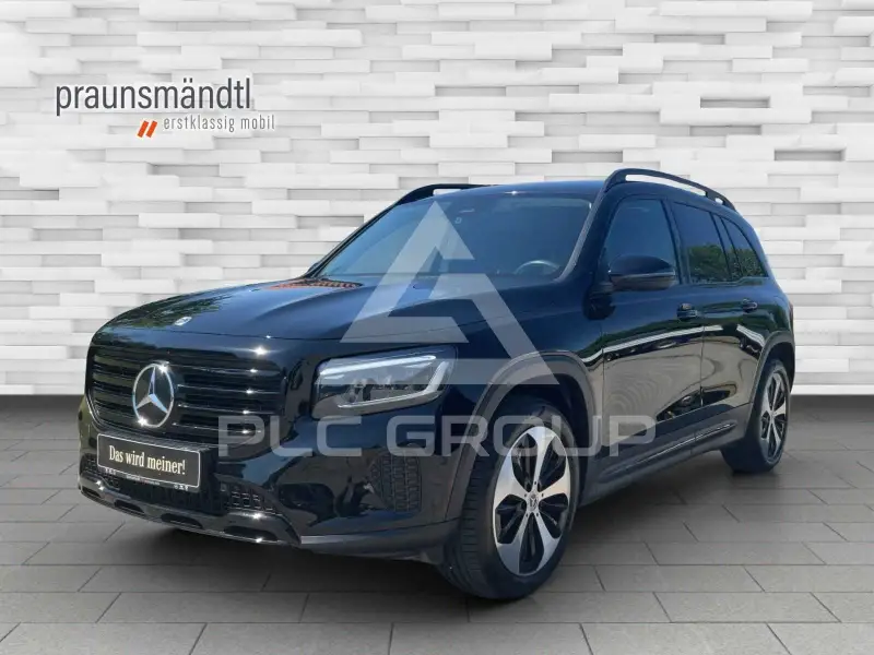 2025 Mercedes Benz GLB 220