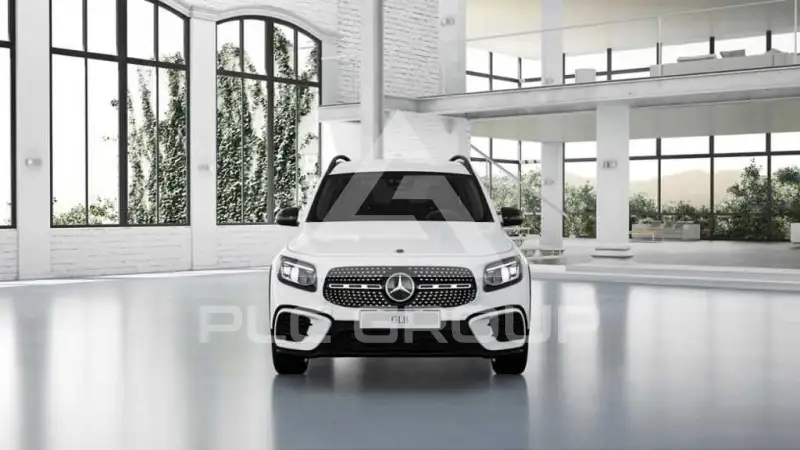 2025 Mercedes Benz GLB 220
