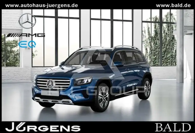 2025 Mercedes Benz GLB 220