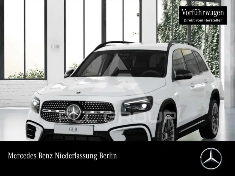 2025 Mercedes Benz GLB 220