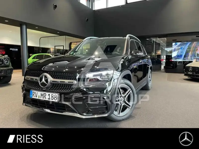 2025 Mercedes Benz GLB 220