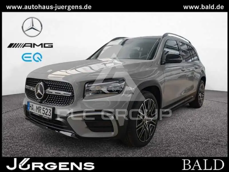 2025 Mercedes Benz GLB 220