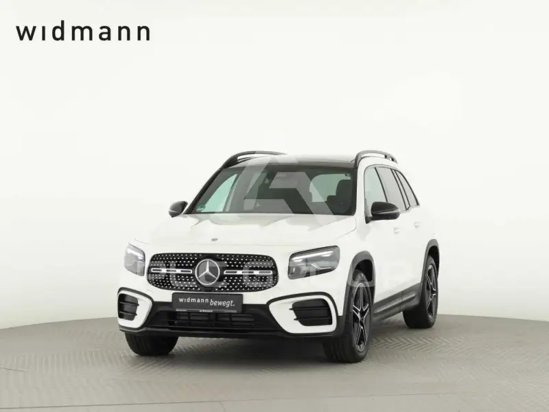 2025 Mercedes Benz GLB 220