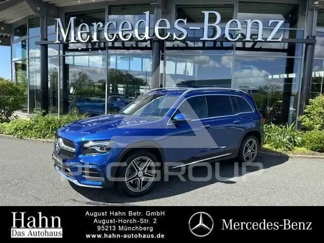 2025 Mercedes Benz GLB 220