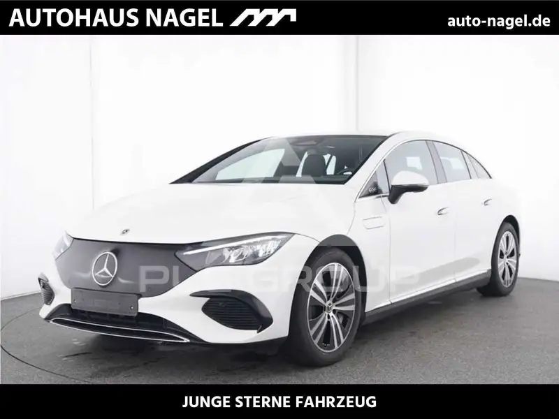 2025 Mercedes Benz EQE