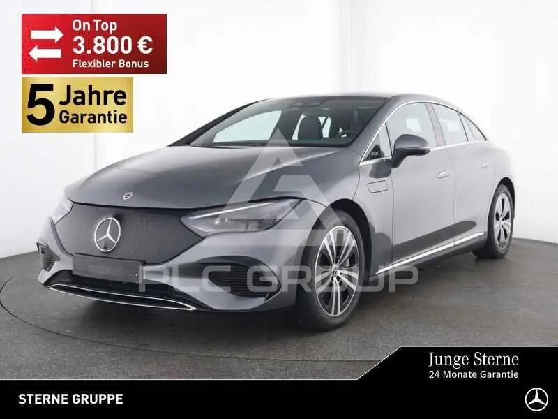 2025 Mercedes Benz EQE