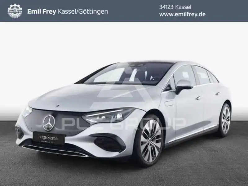 2025 Mercedes Benz EQE