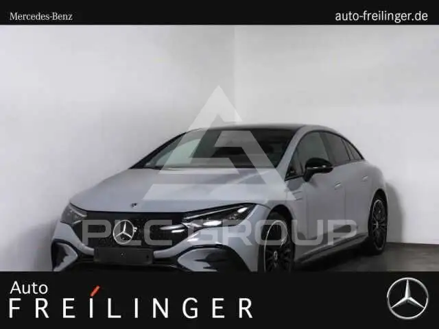 2025 Mercedes Benz EQE