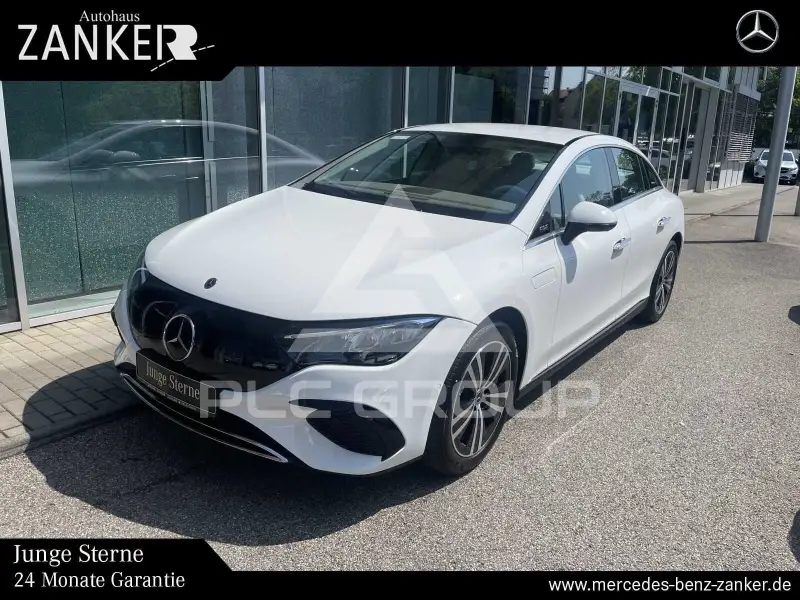 2025 Mercedes Benz EQE