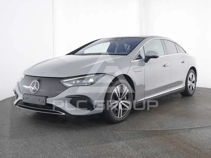 2025 Mercedes Benz EQE