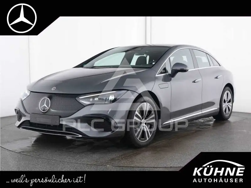 2025 Mercedes Benz EQE