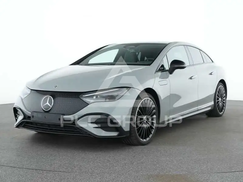 2025 Mercedes Benz EQE