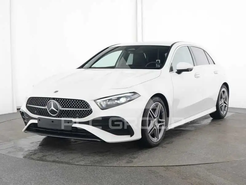2025 Mercedes Benz A 220